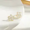 Brincos de Pétala com Zircônia Micro-Pavimentada Estilo Coreano da Moda para Mulheres Agulha de Prata S925 Brincos de Design de Nicho Brincos da Moda e Versáteis