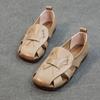 Nuevos zapatos retro hechos a mano para mujer de primavera y verano, huecos, de tacón plano, suela blanda, capa superior de piel de vaca, transpirables, zapatos para mamá, puntera cerrada