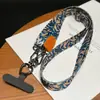 Lanyard Largo Cruzado para Teléfono, Ajustable y Resistente, Correa para el Cuello para Viajes al Aire Libre y Compras, Correa de Teléfono con Tarjetero, Moderno