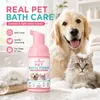 A espuma de banho para pets KineShineX para gatos e cachorros proporciona uma espuma fina para limpar pelos, patas e uso diário