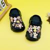 Verano Nuevo Marrón Oso Fresa Niños y Niñas Pantuflas Padre-hijo Zapatos de Agujeros EVA Suela Suave Antideslizante Sandalias de Dedo
