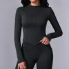 Conjunto de yoga europeu e americano transfronteiriço justo sem costas, vestuário de fitness de secagem rápida, shorts esportivos de manga curta para corrida ao ar livre e calças de yoga