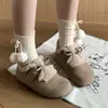 2025 Inverno Estilo Doce e Fresco Sapatos Birkenstock com Laço para Mulheres, Novos Sapatos de Algodão Macios Planos com Cadarço, Botas de Neve Estilo Doce