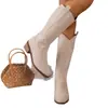 Botas Martin Bordadas Retro con Corte en V para Mujer, Botas Marrones de Tacón Grueso hasta la Mitad de la Pantorrilla para Otoño e Invierno, Botas de Jinete Celebridad de Internet, Botas Cortas de Vaquero Occidental