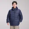 Múltiples imágenes 90% plumón de pato blanco Chaqueta de invierno 2026 para hombre chaqueta acolchada para exteriores con capucha ligera para pareja