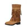 Fornecimento direto da fábrica de botas femininas confortáveis estilo western com bico redondo, salto quadrado, franja dupla e comprimento até o meio da panturrilha, adequadas para exportação