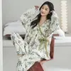 Itens em Estoque para Atacado (com Bojos) Pijama de Algodão Nuvem para Mulheres, Conjunto de Manga Longa e Calça Longa para Primavera e Outono, Peça Única Dropshipping
