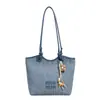 Bolsa Tote de Ombro Simples e Estilosa para Sobrancelha, Atacado Transfronteiriço de Moda, Grande Capacidade, Cor Sólida, Versátil para Trabalho e Deslocamento, para Mulheres