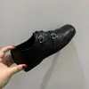 Zapatos Planos Versátiles Mary Jane de Cuero con Punta Cuadrada Tallada de Doble Botonadura Estilo Retro Británico 2026 Otoño/Invierno para Mujer Aumentadores de Altura Interna