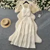 Traje de Dos Piezas con Top Halter de Mangas Cortas Volantes Estilo Vacaciones Frescas Primavera y Verano Reductor de Edad + Falda Plisada de Cintura Alta