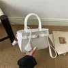 Bolso de Mano de Alta Calidad para Mujer 2026 Elegante Bolso Estilo Cesta Decoración con Correa de Cuero de Moda Bolso de Hombro