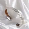 Set de Pulsera y Anillo Magnéticos Transfronterizos, Pulsera Magnética con Diseño de Flor, Joyería Unisex Estilo Retro Cepillado de Cobre Rojo Antiguo