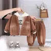 Conjunto de Primavera y Otoño para Niños 2026 Nueva Sudadera Elegante para Niños Ropa de Otoño para Niños Pequeños Chaqueta de Mezclilla para Bebé Conjunto de Tres Piezas