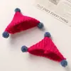 Mini gorro triangular de lana tejido de dibujos animados DIY hecho a mano para muñecas, accesorios de decoración, venta al por mayor