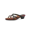 Sapatos de Salto Alto com Fivela de Metal Estilo Retrô para Mulheres, Sandálias de Verão 2026 com Tiras Cruzadas Trançadas, Plataforma Baixa e Bico Aberto