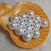 Venta al por mayor de fábrica Cuentas de concha blancas de medio agujero 3-18 MM Cuentas de concha de aguas profundas aretes DIY colgante pasador Perla cuentas sueltas