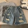Calças Infantis Meninos Shorts Jeans Rasgados Roupa Exterior para Bebê Menina 2025 Verão Novo Estilo Calças Soltas Cinco Quartos para Meninos