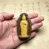Pingente de madeira aromática com a imagem da Guanyin do Mar do Sul, incrustado com sândalo, artesanato em madeira de imitação de ágar, enviado com um cordão