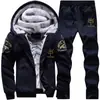 Outono e inverno novo terno casual com capuz acolchoado de veludo para homens de meia-idade e idosos esportivo coreano masculino de duas peças