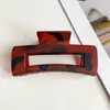 Pinza para el Cabello Cuadrada con Estampado de Leopardo Más Vendida de Amazon para Mujer, Estilo Retro, Sensación de Alta Gama, Pinza de Tiburón, Accesorio para el Cabello para la Parte Posterior de la Cabeza