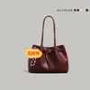 Bolso tote rojo de cuero encerado vintage para mujer, nueva colección de verano 2026, diseño simple, gran capacidad, adecuado para ir al trabajo, se puede llevar en la mano o usar como bolso de hombro