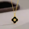 Collar de Diamantes de Puntos Corazón de Trébol de Cuatro Hojas Diseño de Flor de Cinco Hojas para Mujer Cadena para Clavícula de Moda Elegante de Nicho 2025 Nuevo Lujo Accesible