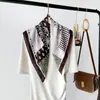 Lenço de Algodão e Linho com Estampa de Corrente de Alto Padrão, Versátil e na Moda, Lenço Decorativo para Pescoço, Lenço Feminino Atacado