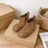 Botines Cortos Cálidos de Terciopelo Retro Plus para Niños Estilo Invierno 2026 Suela Suave Fondo Plano Botas tipo Martin Botas de Cuero Birken Botas para Niñas