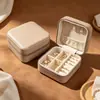 Caja de joyería portátil directa de fábrica con espejo, caja de joyería de lujo de alta gama, caja de almacenamiento de pulsera de cristal, collar, pendientes al por mayor