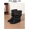 Botines mujer tacón grueso negro hebilla 2026 otoño nuevos botas chica caliente remaches punta fina botas de jinete botas holgadas