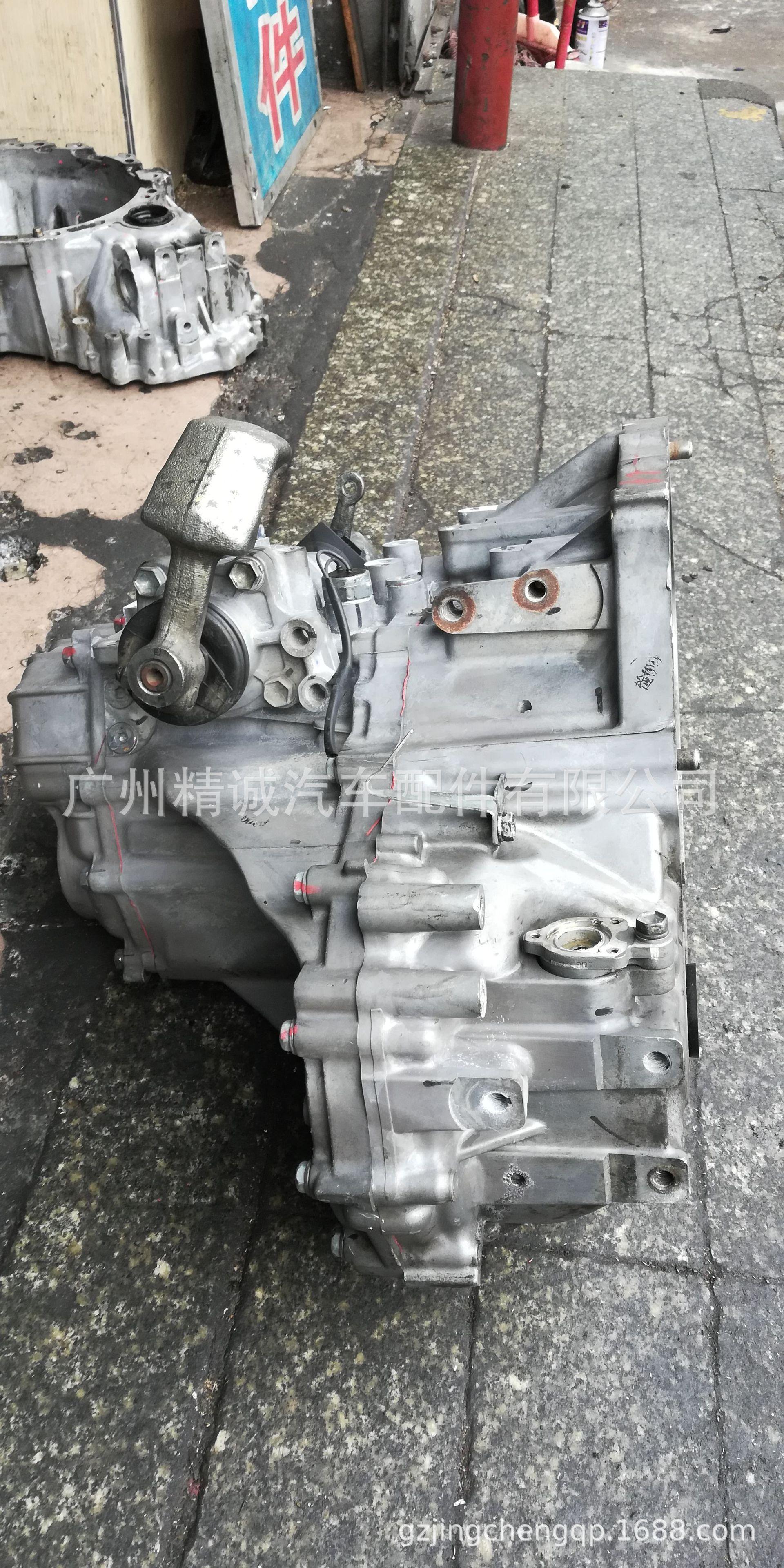 丰田卡罗拉1ZR 五速手动档变速箱2