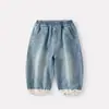 Pantalones jogger holgados de moda estilo coreano para bebés y niños pequeños, jeans versátiles de moda para otoño con ribete de encaje en los puños