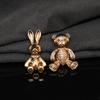Estilo Coreano Ins Vintage Antiguo Oso de Peluche Conejo Abeja Accesorios Broche Infantil Joyería Zapatos con Agujeros Material
