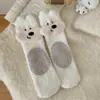 Nuevos Calcetines de Coral Fleece con Perro de Nariz Grande para Mujer, Invierno Gruesos Cálidos para Dormir, Calcetines Postparto que No Sueltan Pelusa para el Piso