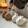 Nuevas Zapatillas de Algodón de Dibujos Animados Antideslizantes Resistentes al Desgaste Ropa de Casa Zapatillas de Algodón para Mujer Suela Engrosada Lindas Versátiles Al por Mayor para Hombre