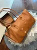 Bolsa Tote Feminina Versátil Nova Outono/Inverno 2025, Bolsa Grande para o Dia a Dia, Bolsa de Ombro, Bolsa de Braço Fashion com Grande Capacidade