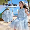 Vestido de Verano Nuevo para Niñas 2026 con un Estilo de Princesa de Alta Gama, Cuello Halter, Diseño Floral, Adecuado para Vacaciones en la Playa y la Costa