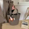 Bolsa de Mão de Primavera Estilo Coreano para Mulheres 2025 Nova Moda Bolsa Saco com Padrão de Lichia Bolsa Transversal Versátil
