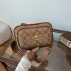 Nova Bolsa para Câmera 2026 Comércio Exterior Alta Qualidade Moda Versátil Bolsa de Ombro Nicho Bolsa Transversal Marca Tendência Bolsa Feminina