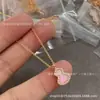 Collar de Calabaza Kirin Lujo Accesible Chapado en Oro Rosa de 18 Quilates Diamante en Clavícula Colgante de Ágata Roja Cadena Pequeña para Suéter Tamaño Mediano