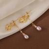Pendientes de perlas de agua dulce con borlas de mariposa y súper hada, de dos usos, con clip para orejas adelgazante de alto nivel, sin dolor.