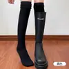 Meias brancas de tricô grosso para mulheres combinadas com botas de equitação, absorventes de suor, respiráveis, elásticas, meias longas, algodão, hipoalergênicas, confortáveis, meias acima do joelho