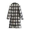 Otoño e Invierno 2025 Nuevo Moda Callejera Europea y Americana para Mujer Abrigo Largo de Felpa a Cuadros Blanco y Negro W050 9561