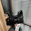 Bolsa Tote Retrô Casual de Grande Capacidade para Mulheres 2025 Inverno Nova Tendência Moda Nicho Luxo Leve Ombro Único Transversal