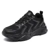 Zapatos de hombre, nueva colección otoño/invierno 2026: zapatillas modernas, casuales y deportivas con suelas gruesas y parte superior de piel, diseñadas para adolescentes y estudiantes de secundaria