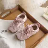 Zapatillas de entrenamiento alemanas transpirables de suela blanda para niños, nuevo modelo de otoño 2026, zapatillas casuales ligeras para niñas y niños