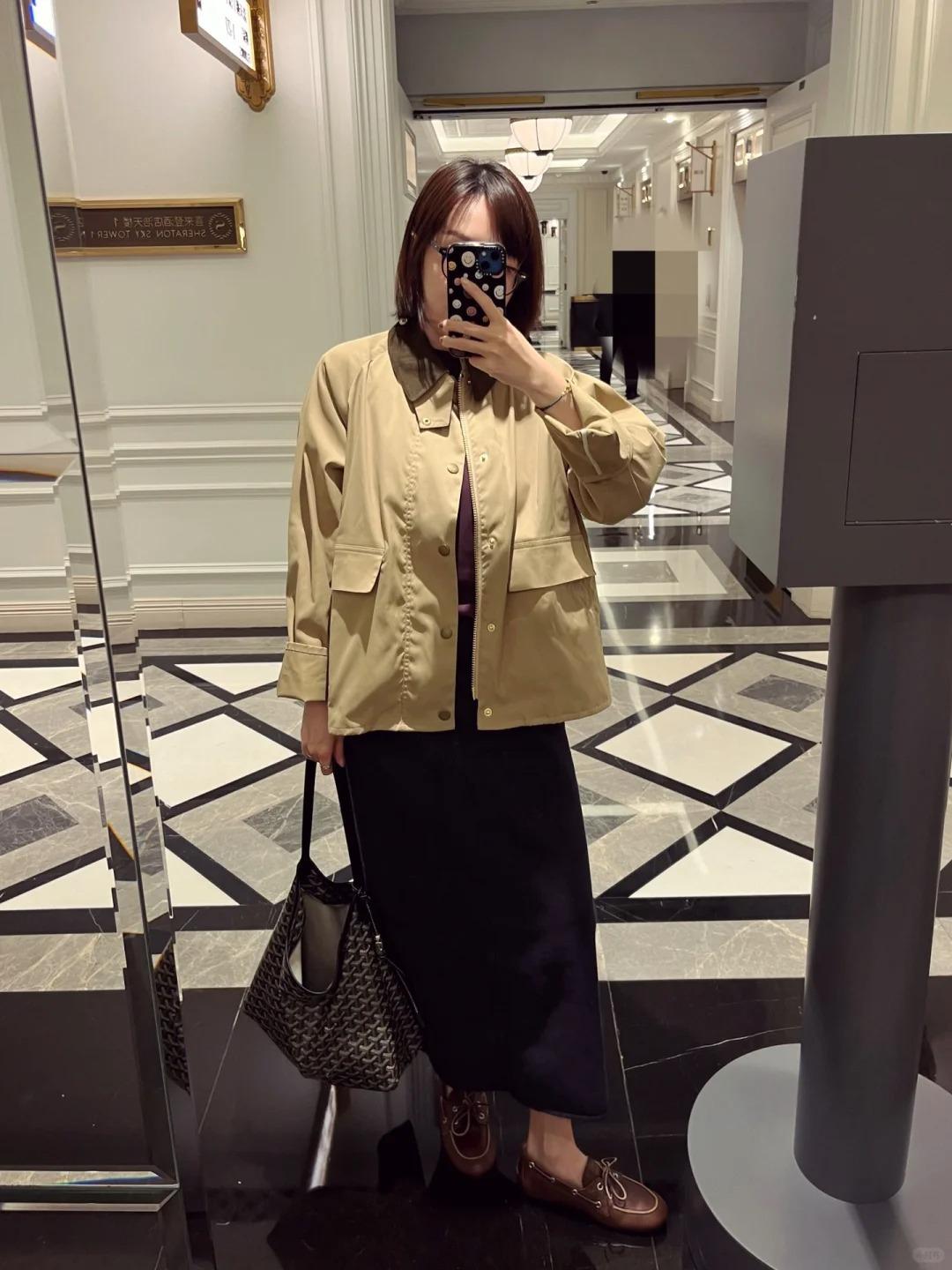 春日穿搭｜miumiu和Barbour混搭也好看哎_1_Mi