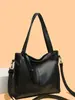 Bolso tote retro de moda nuevo para otoño 2026 transfronterizo, gran capacidad, adecuado para el uso diario, se puede llevar en la mano, usar como bolso de hombro o colgar cruzado