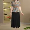 Moda Verano 2026 Elegante Conjunto de Dos Piezas Estilo Chino con Top de Manga Corta y Falda para Madres de Mediana Edad