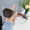 Gafas Personalizadas Grises con Nueva Textura de Madera Lisas Anti-Luz Azul para Mujer Marco Grande Retro Moda Casual Todas las Combinaciones